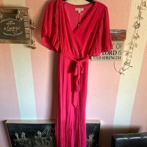 NWT Pink Maxi Dress 🎀